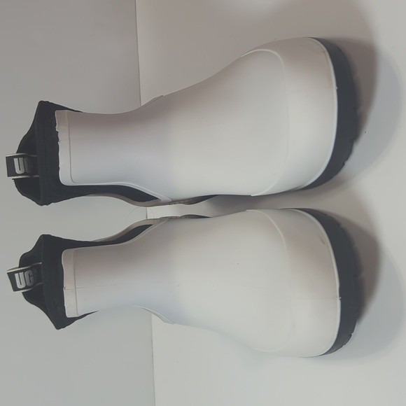 UGG White and Black Ankle Rain Boots Size 10 - Picture 2 of 16